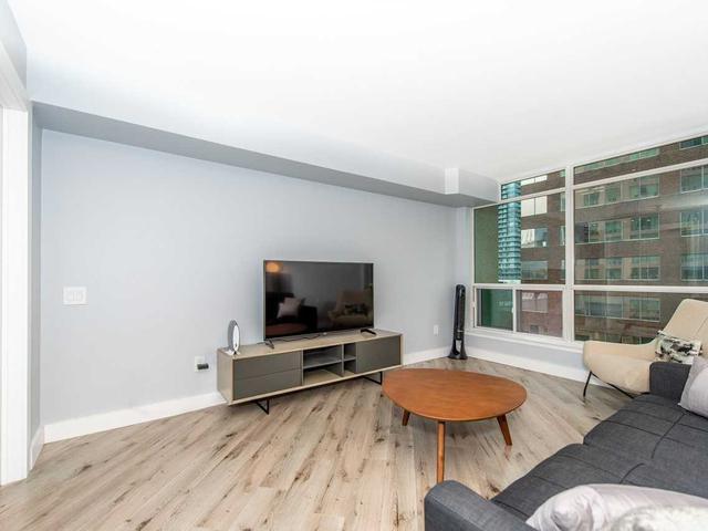 507 - 942 Yonge St