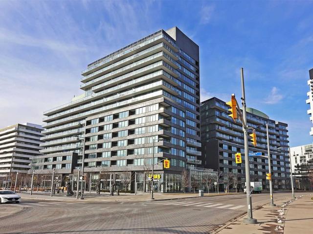 N1011 - 120 Bayview Ave