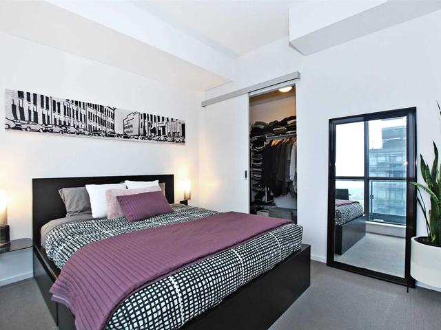 1801 - 8 Charlotte St