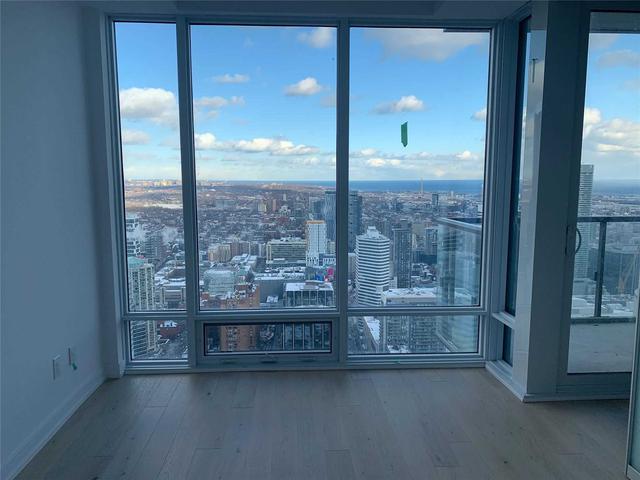 5203 - 488 University Ave