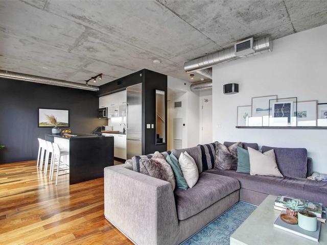 638 - 47 Lower River St