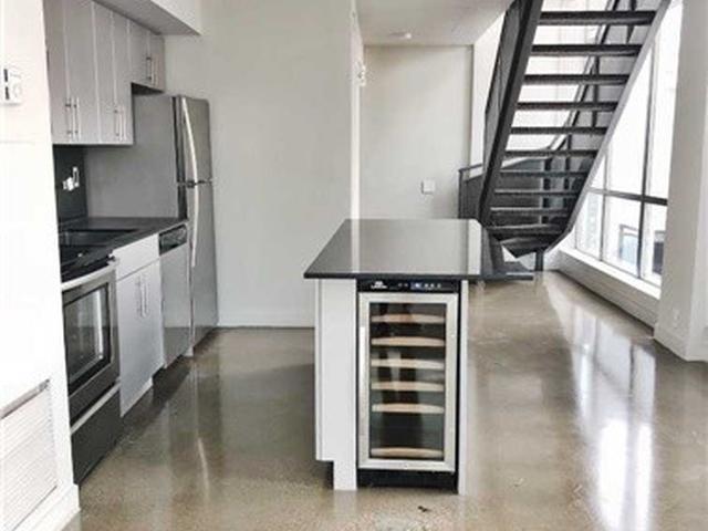 704 - 36 Charlotte St