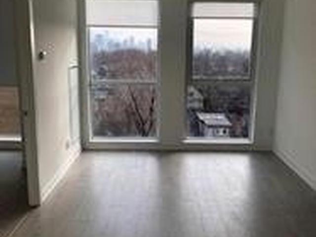 716 - 223 St Clair Ave W