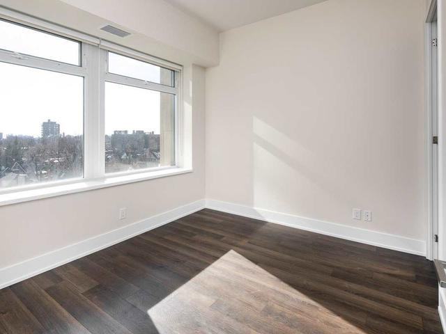 610 - 111 St Clair Ave W