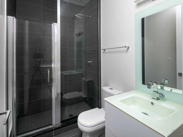 610 - 111 St Clair Ave W