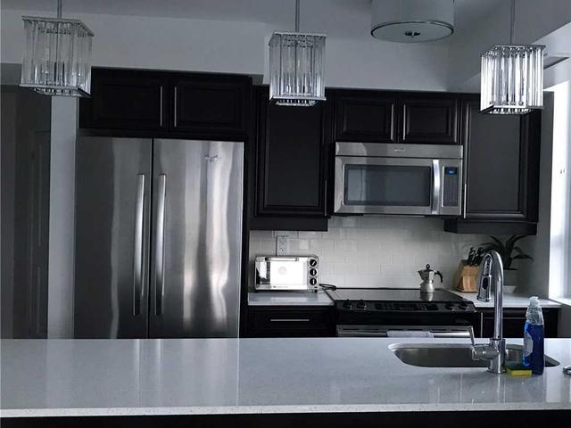 702 - 125 Western Battery Rd
