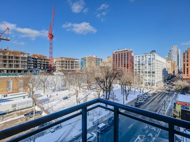 613 - 10  Morrison St
