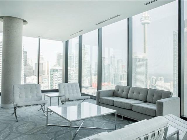 1304 - 11 Charlotte St