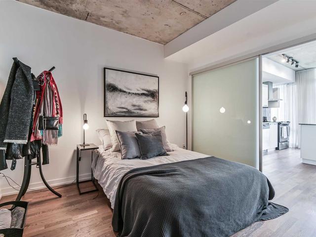 914 - 95 Bathurst St