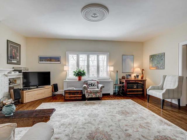 8 Glen Edyth Dr