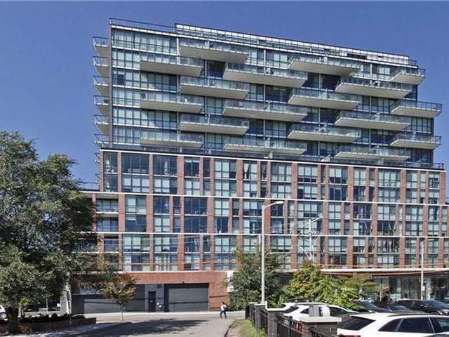 1001 - 318 King St E