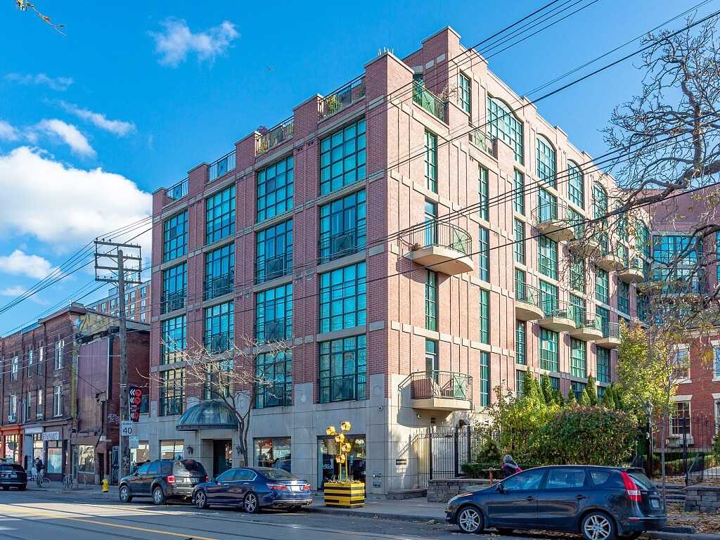 217 901 Queen St W, Toronto