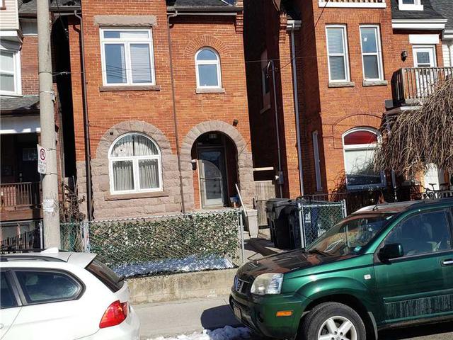 2nd&3rd - 20 Denison Sq