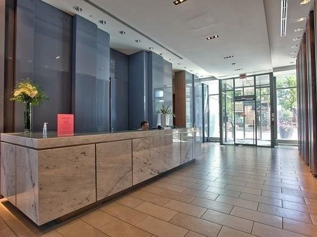 2305 - 33 Lombard St