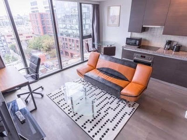 1216 - 629 King St W