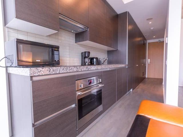 1216 - 629 King St W