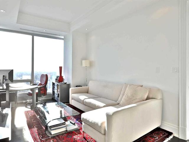 3304 - 50 Yorkville Ave