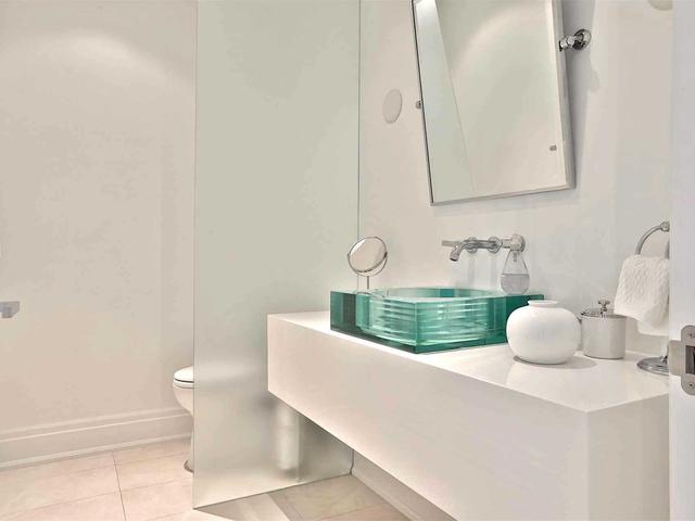 3304 - 50 Yorkville Ave