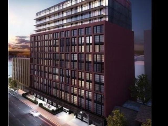 906 - 608 Richmond St W