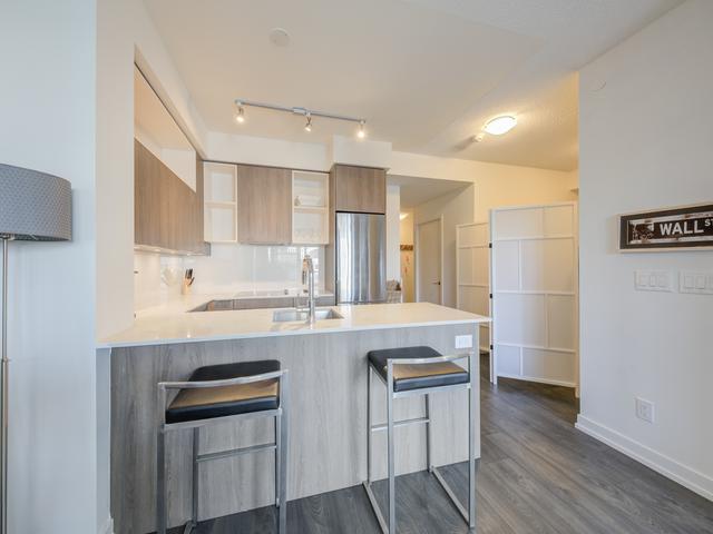 912 - 200 Sackville St