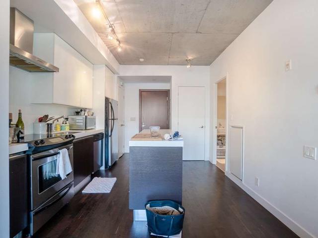 411 - 75 Portland St