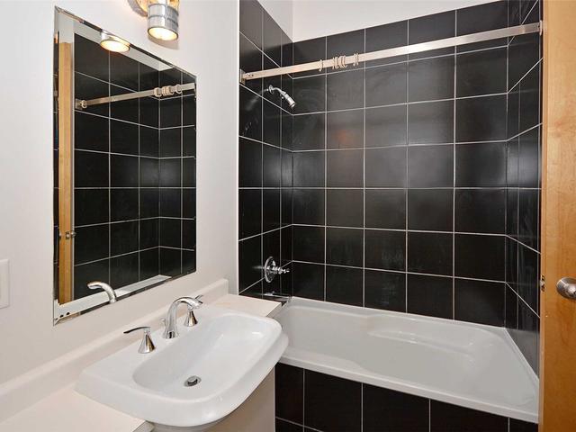 306 - 135 Dalhousie St