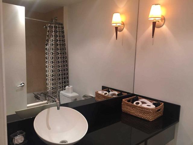 530 - 36 Blue Jays Way