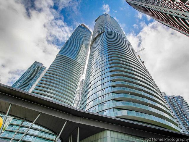 12 York St, Unit 4008