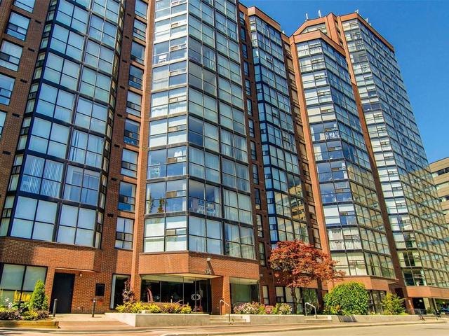 701 King St W, Unit 1203