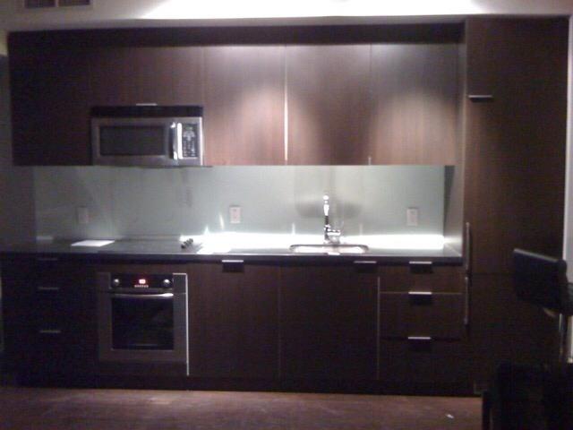 1104 - 478 King St W