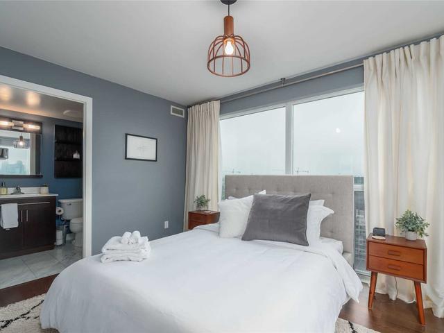 1806 - 80 Western Battery Rd