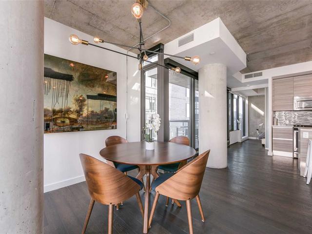 1316 - 111 Bathurst St