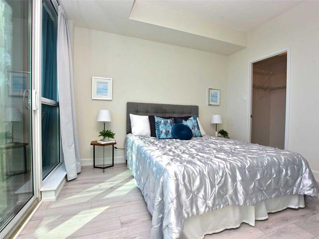 1607 - 1171 Queen St W