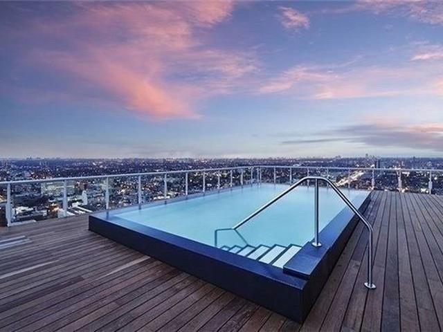 507 - 11 Charlotte St