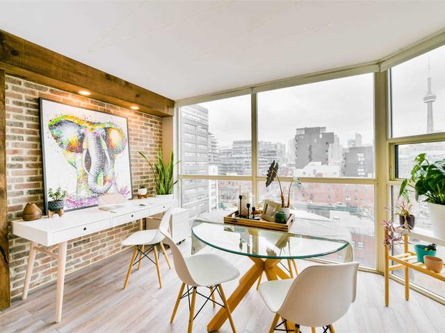 705 King St W, Unit 1002