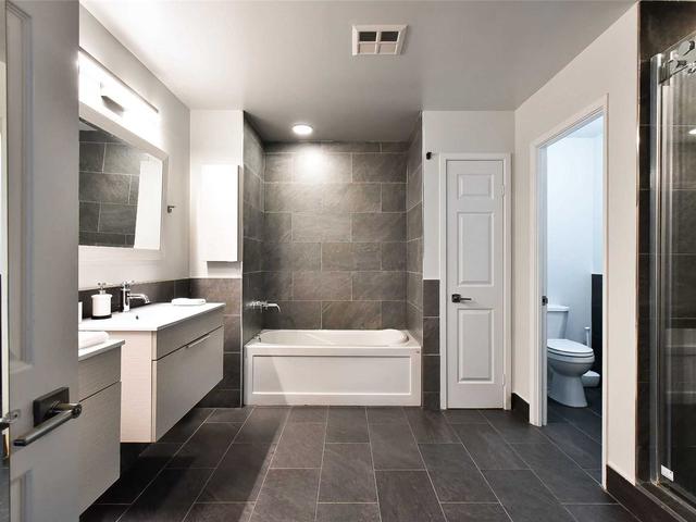 PH05 - 8 Wellesley St E