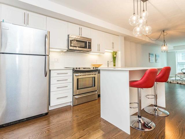 407 - 1171 Queen St W