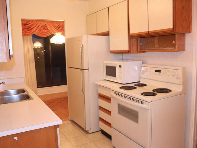 402 - 260 Seneca Hill Dr