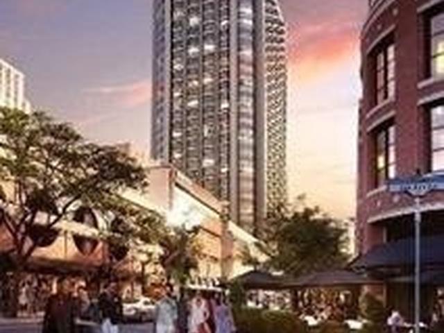 718 - 155 Yorkville Ave