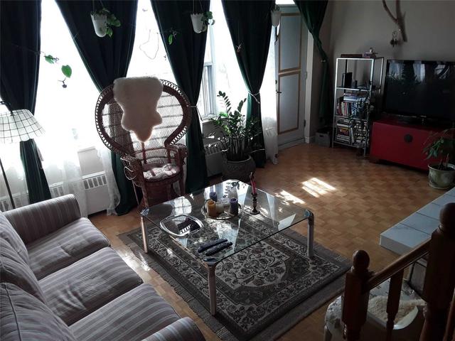 1603 - 10 Parkway Forest Dr