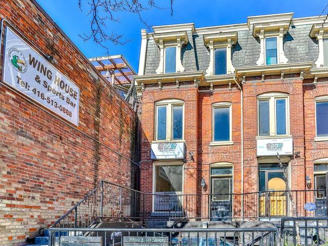 424 Parliament Ave