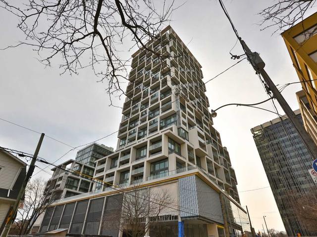 1030 - 2131 Yonge St