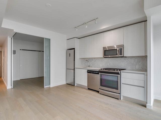 1310 - 111 Bathurst St