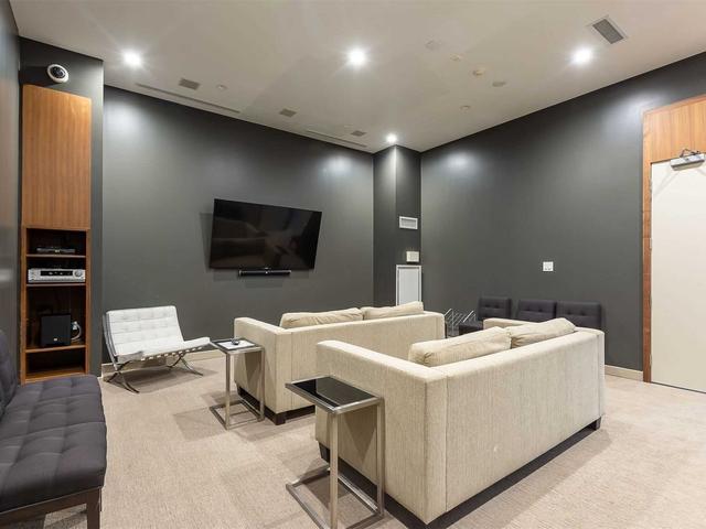 306 - 380 Macpherson Ave