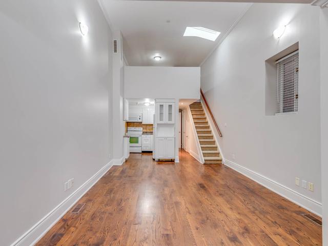 Main - 517 Oakwood Ave