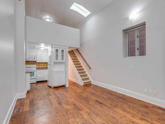 Main - 517 Oakwood Ave