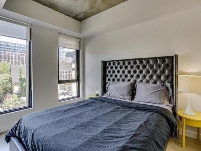 313 - 111 Bathurst St