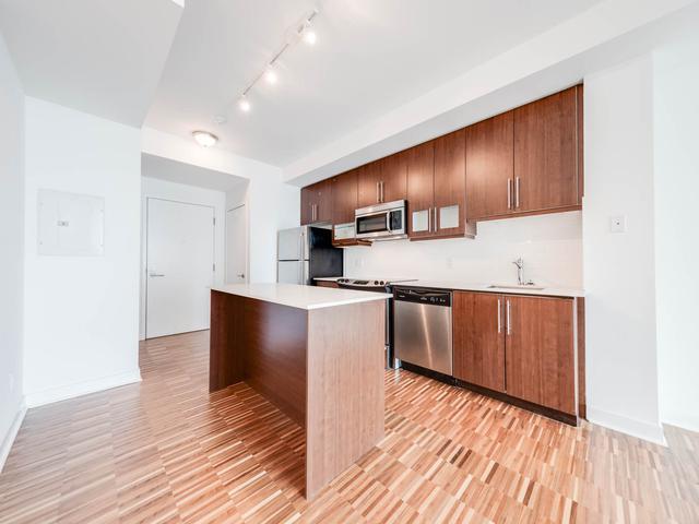 1208 - 1171 Queen St W