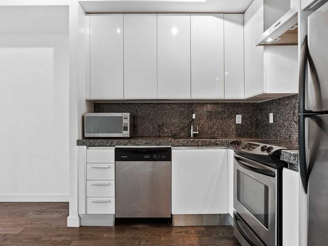 422 - 75 Portland St