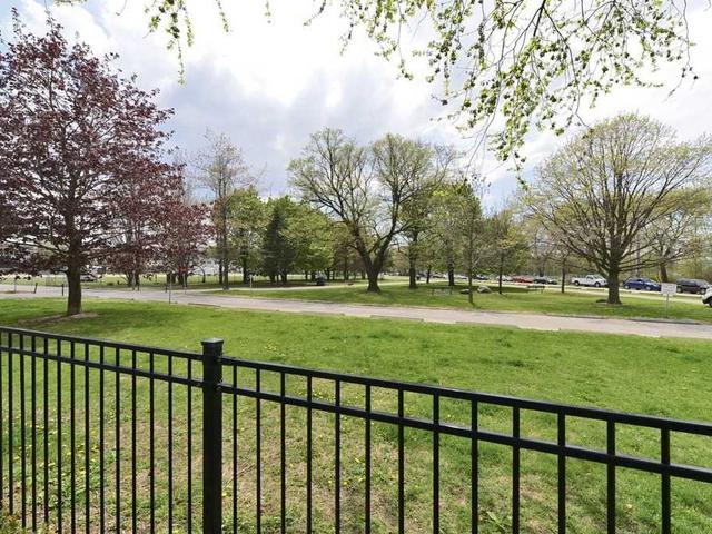 231 - 637 Lake Shore Blvd W